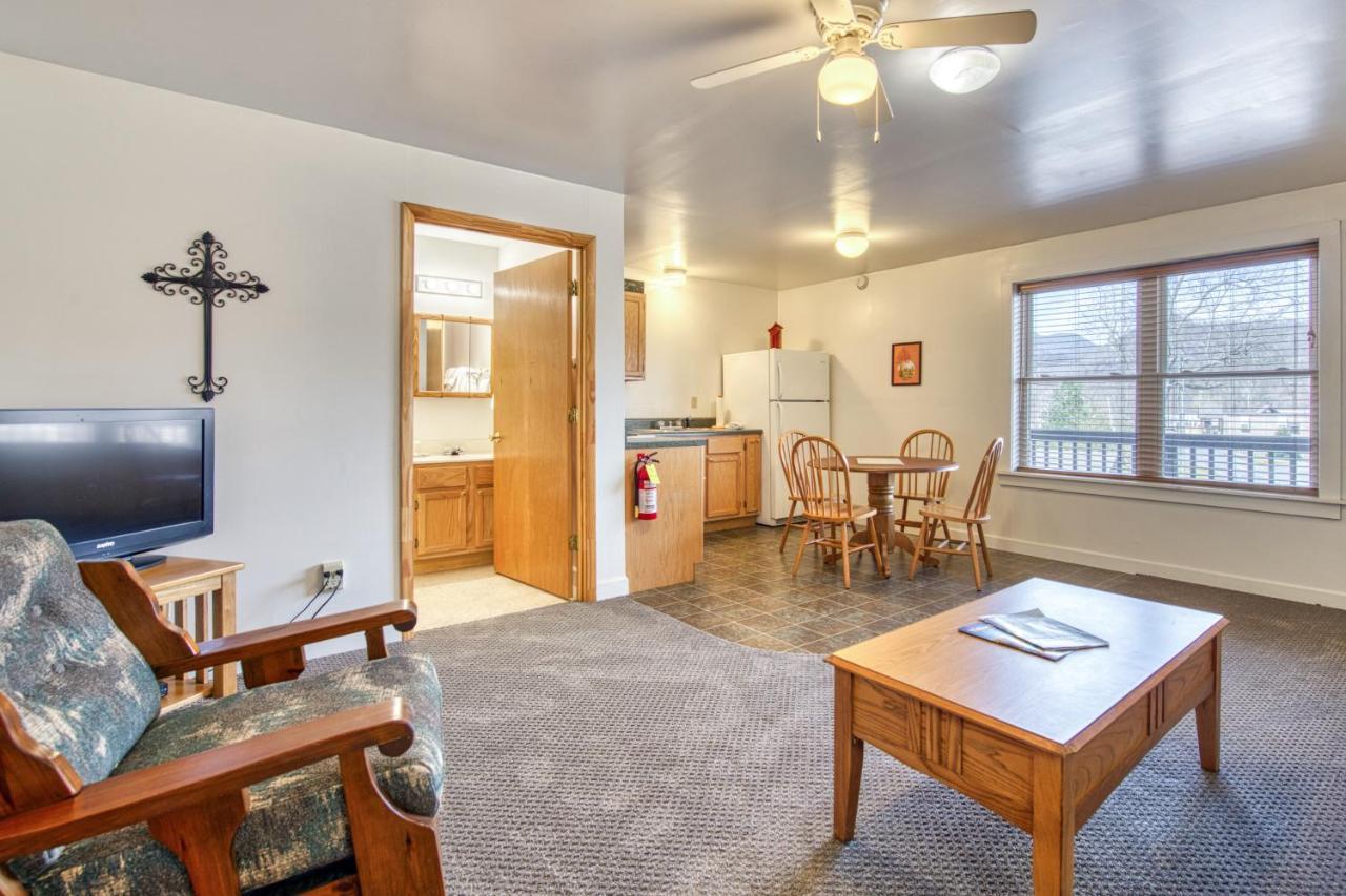 Campground Apts Lake Junaluska 외부 사진