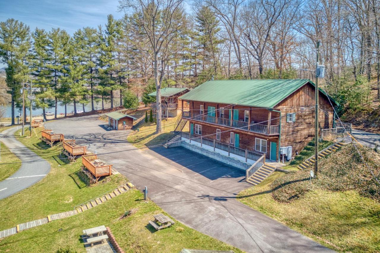 Campground Apts Lake Junaluska 객실 사진