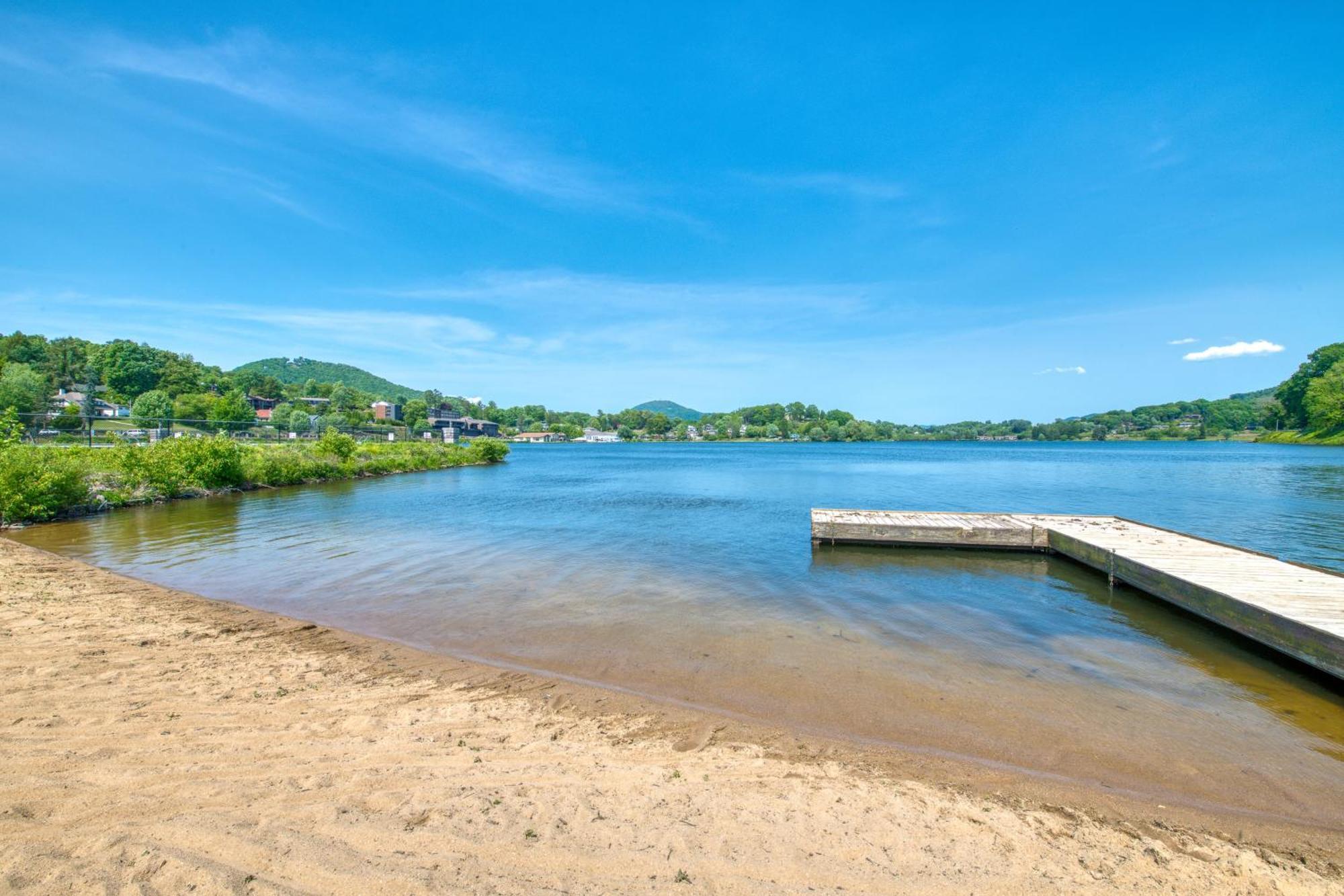 Campground Apts Lake Junaluska 객실 사진