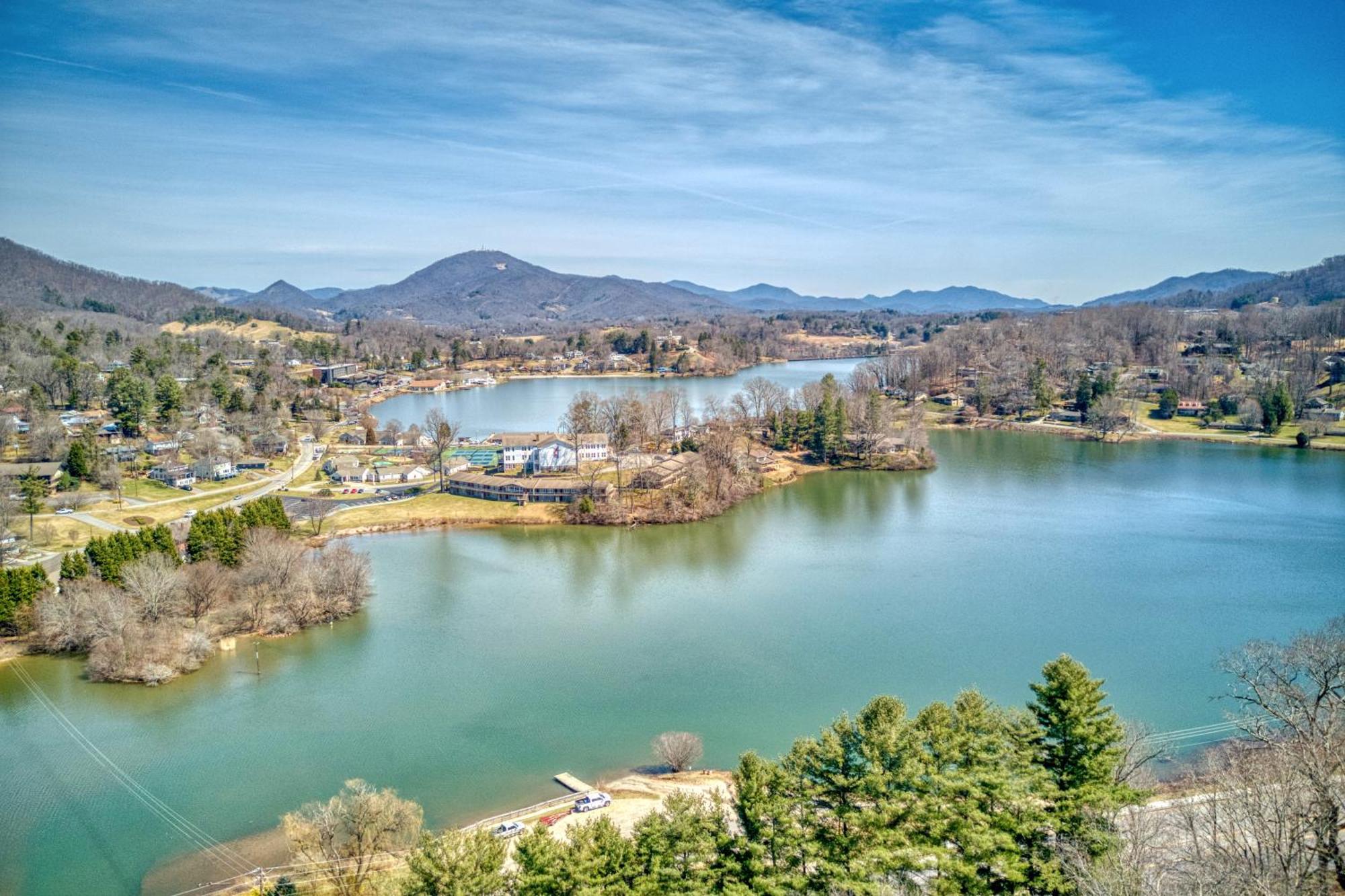 Campground Apts Lake Junaluska 객실 사진