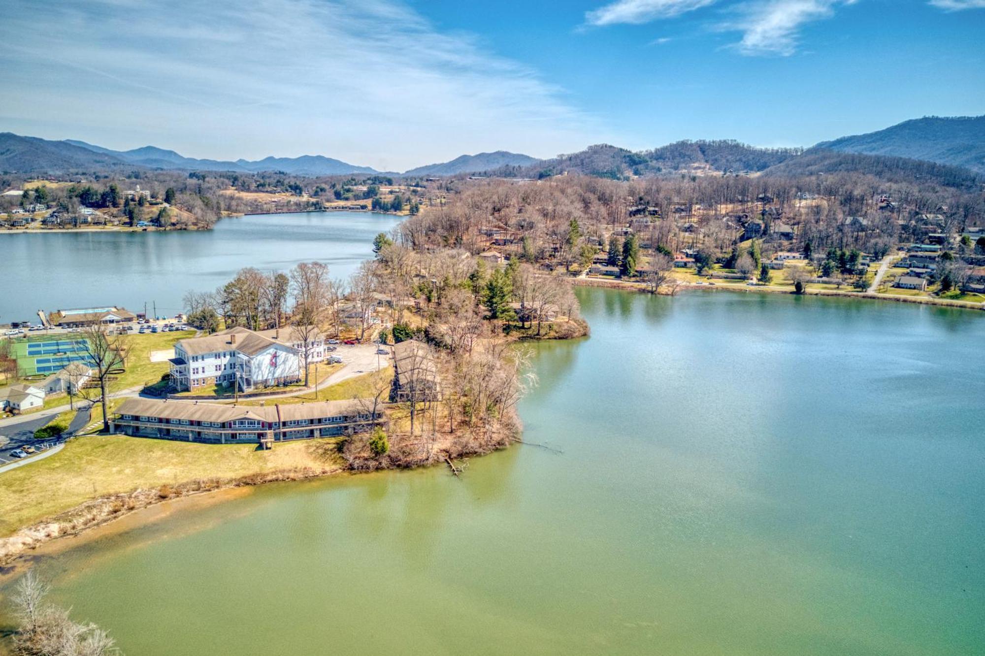 Campground Apts Lake Junaluska 객실 사진