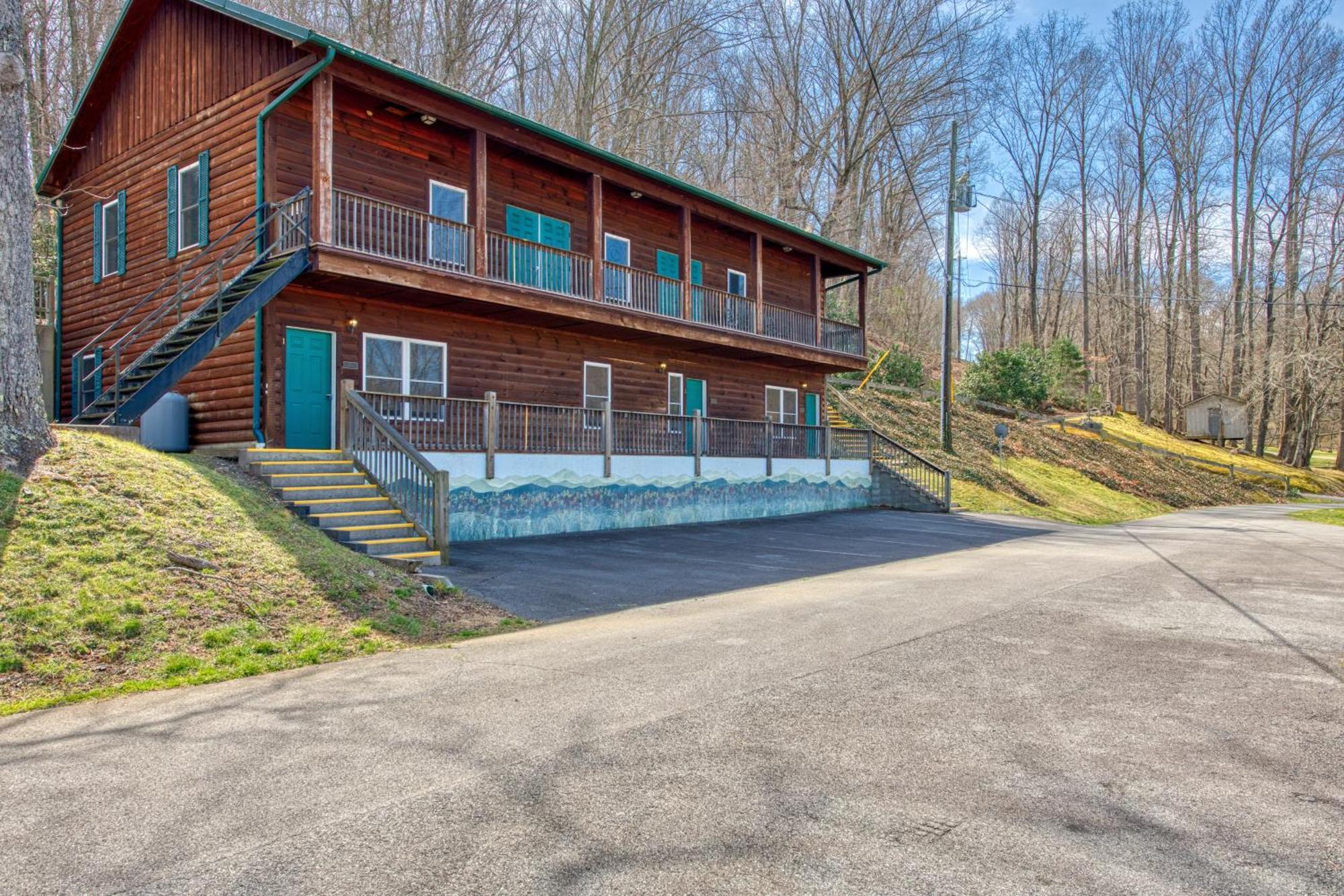 Campground Apts Lake Junaluska 객실 사진